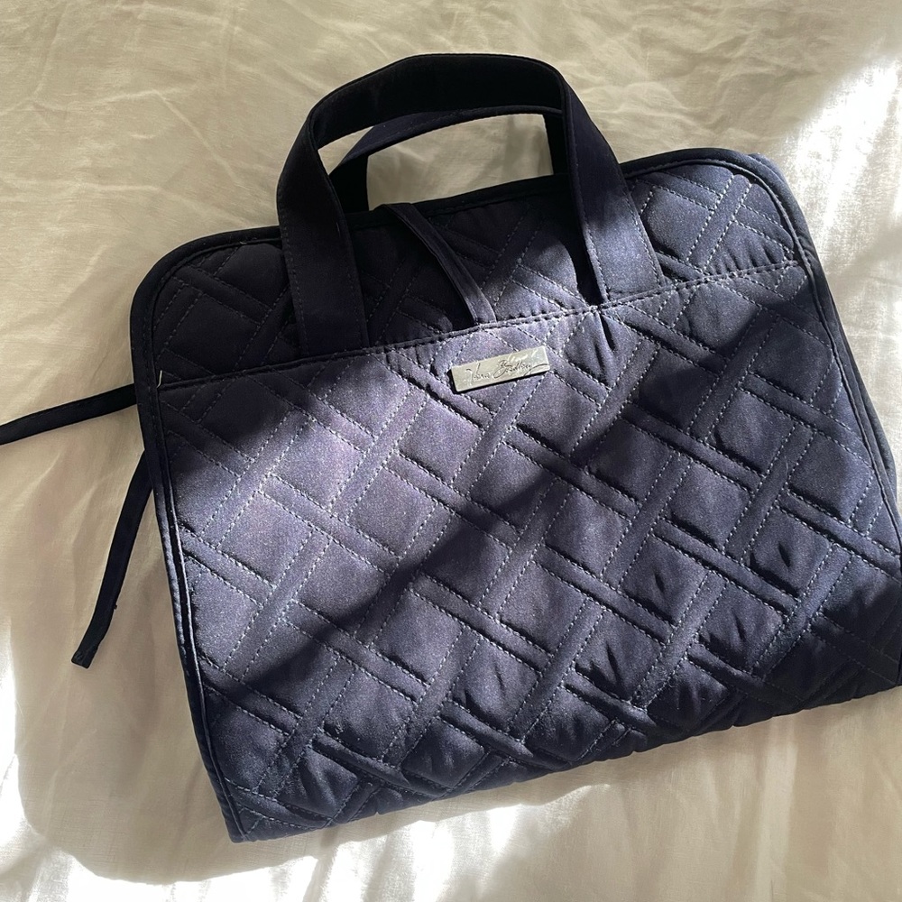 Vera Bradley Hanging Travel Case